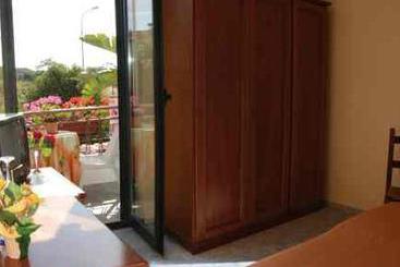 Hotel Villa Iris  | Giardini Naxos | Messina | Italia 2