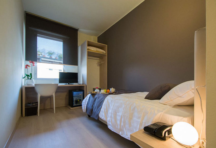 Hotel Della Regione  | Monza | Monza e Brianza | Italia 7