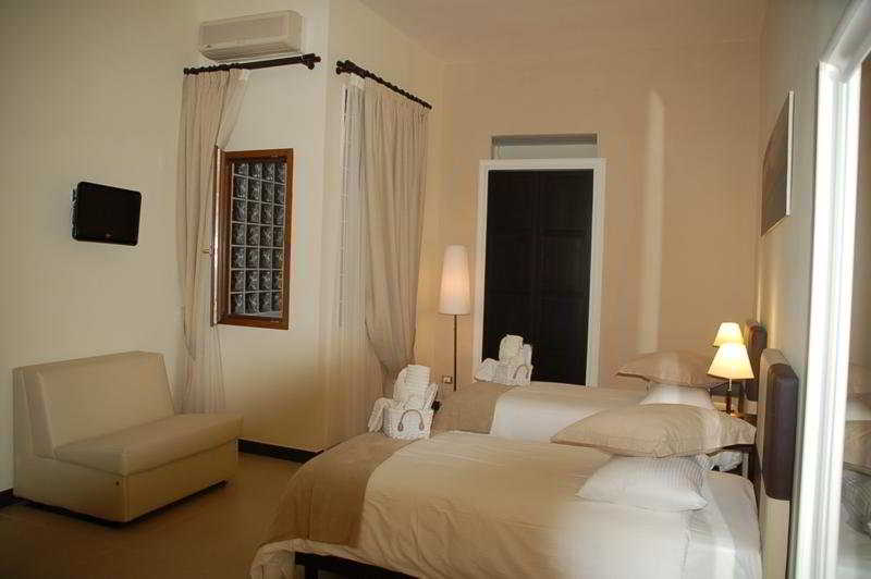 Hotel Residence Plebiscito  | Napoli | Napoli | Italia 3