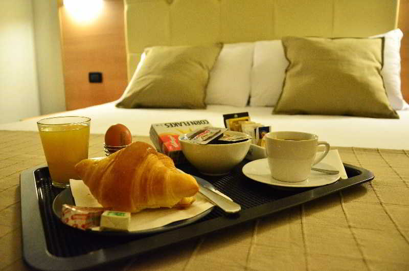 Residenza Cola Di Rienzo  | Roma | Roma | Italia 6