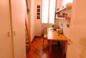 Navonavia Dei Cartari  | Roma | Roma | Italia 2