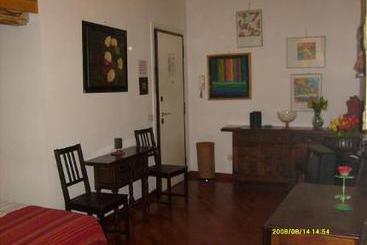 Navonavia Dei Cartari  | Roma | Roma | Italia 7