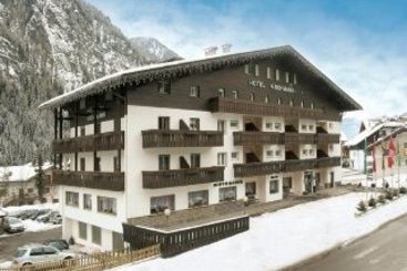 Hotel Grohmann  | Campitello di Fassa | Trento | Italy 1