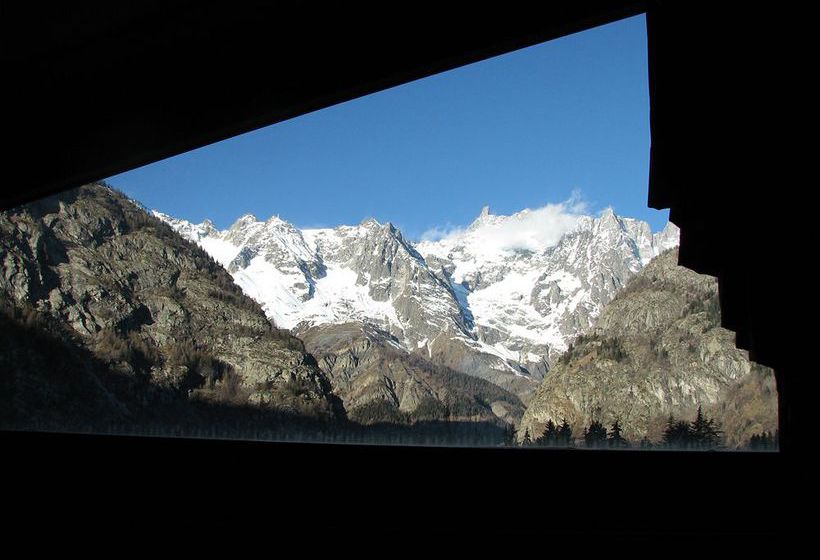 Apartamentos Le Grand Chalet  | Courmayeur | Aosta | Italia 8