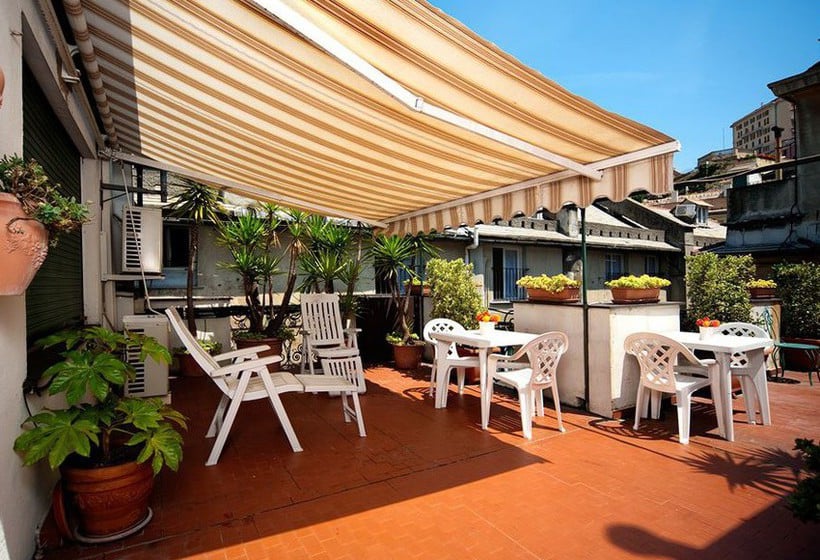 Hotel Cairoli Génova