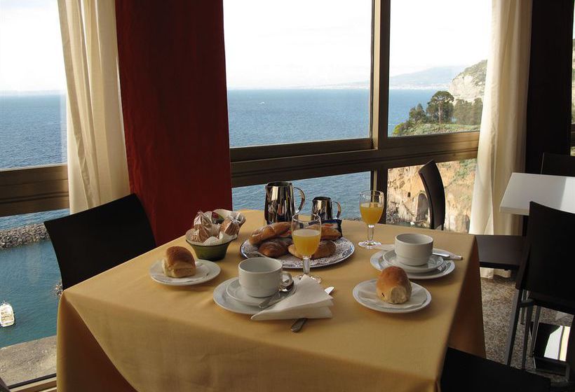 Hotel Cosmomare  | Piano di Sorrento | Napoli | Italia 8