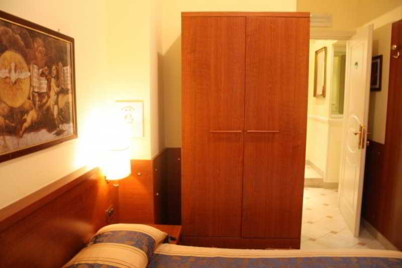 Hotel Viennese   | Roma | Roma | Italia 18