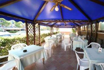 Hotel Rivazzurra  | Pesaro | Pesaro e Urbino | Italia 2