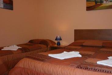 Ostello Airport Pisa Rooms Sleep Easy  | Pisa | Pisa | Italia 10