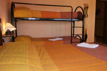 Ostello Airport Pisa Rooms Sleep Easy  | Pisa | Pisa | Italia 8