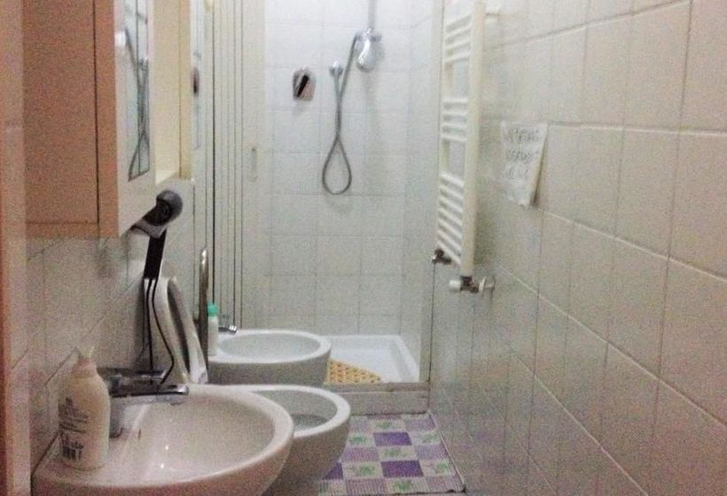 Bed and Breakfast A Casa Doina Tower  | Pisa | Pisa | Italia 1