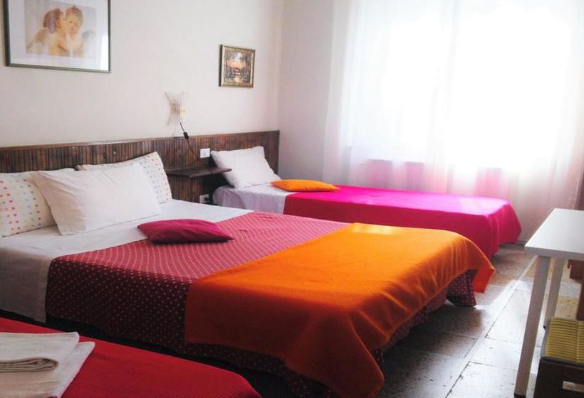 Bed and Breakfast A Casa Doina Tower  | Pisa | Pisa | Italia 9
