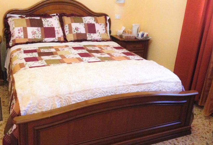 Bed and Breakfast A Casa Doina Airport 2  | Pisa | Pisa | Italia 14