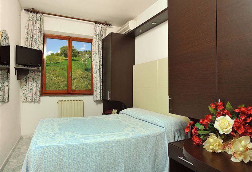 Hotel La Meridiana  | Trasanni di Urbino | Pesaro e Urbino | Italia 7