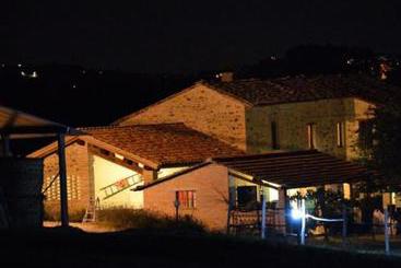 Bed and Breakfast Perugia Farmhouse Backpacker Hostel Perugia