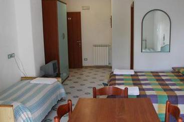 Paco Residence Apartamentos  | Forio d'Ischia | Napoli | Italia 2