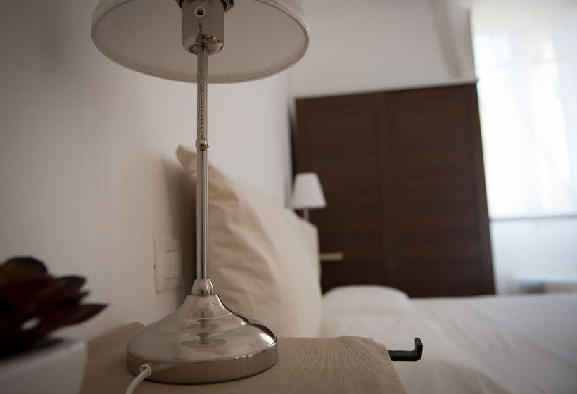 Bed and Breakfast Le Vie Del Centro  | Cagliari | Sardegna | Italia 10