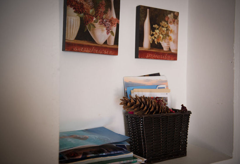 Bed and Breakfast Le Vie Del Centro  | Cagliari | Sardegna | Italia 11