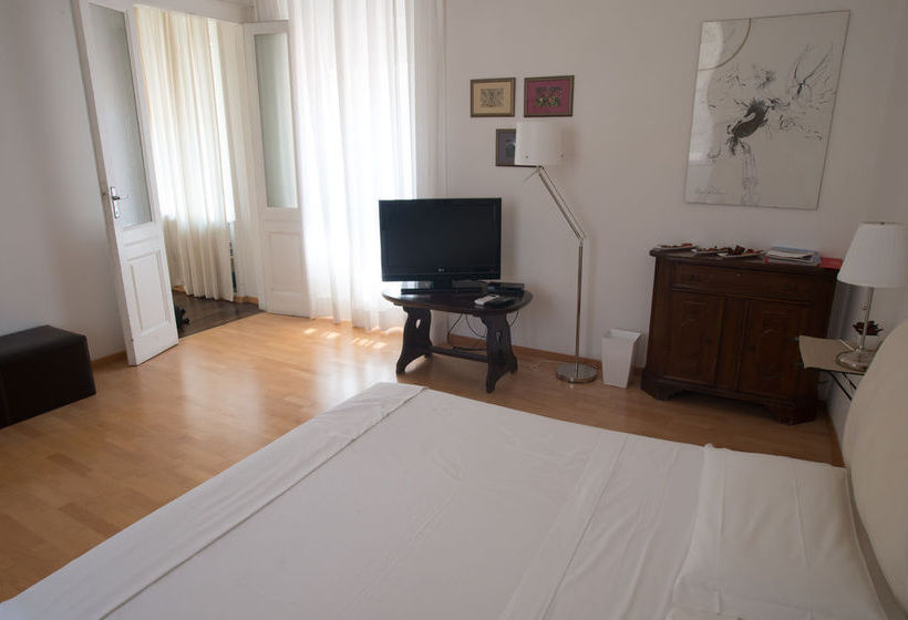 Bed and Breakfast Le Vie Del Centro  | Cagliari | Sardegna | Italia 13