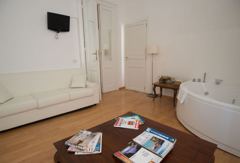 Bed and Breakfast Le Vie Del Centro  | Cagliari | Sardegna | Italia 14