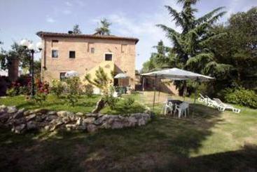 Agriturismo La Grotta Di Montecchino Sant'Andrea a Montecchio Siena