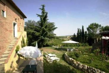 Agriturismo La Grotta Di Montecchino  | Sant'Andrea a Montecchio | Siena | Italia 2