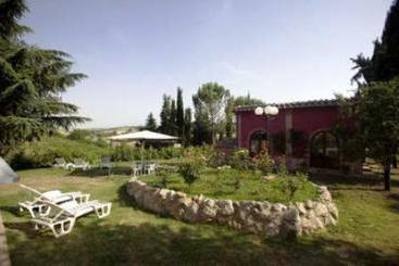 Agriturismo La Grotta Di Montecchino  | Sant'Andrea a Montecchio | Siena | Italia 7