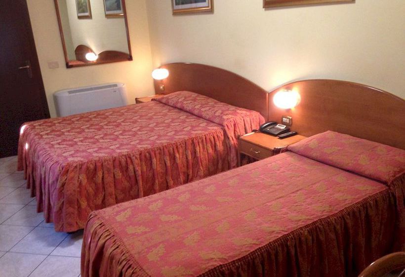 Hotel La Caravella  | Milano | Milano | Italia 8