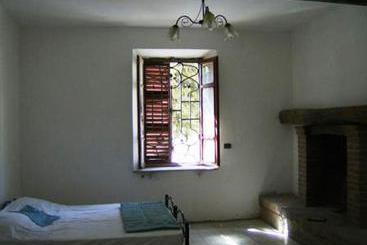 Hotel Ostello Le Tre Corone  | Calendasco | Piacenza | Italia 1