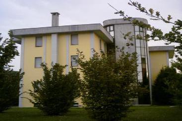 Ostello Don Zermani  | Piacenza | Piacenza | Italia 1