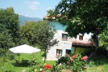 Farm Holiday Al Marnich  | Como | Como | Italia 1