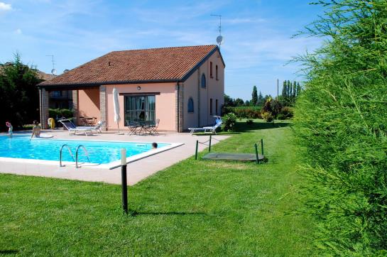 Hotel di Montagna Agriturismo Corte Dei Gioghi  | Ferrara | Ferrara | Italia 1