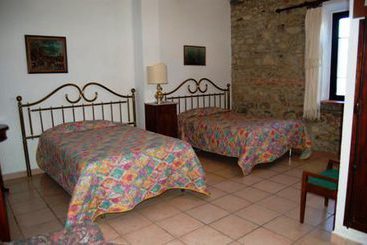 Leonardo S Land Hostel  | San Baronto | Pistoia | Itália 3