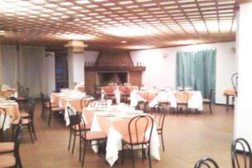 Hotel Ristorante Mana Mana  | Serralunga di Crea | Alessandria | Italia 2