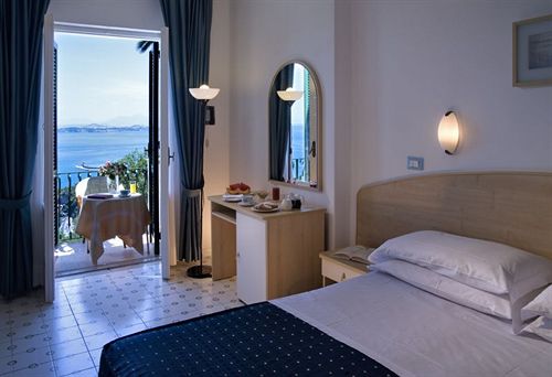 Hotel Villa Ireos  | Ischia | Napoli | Italia 17