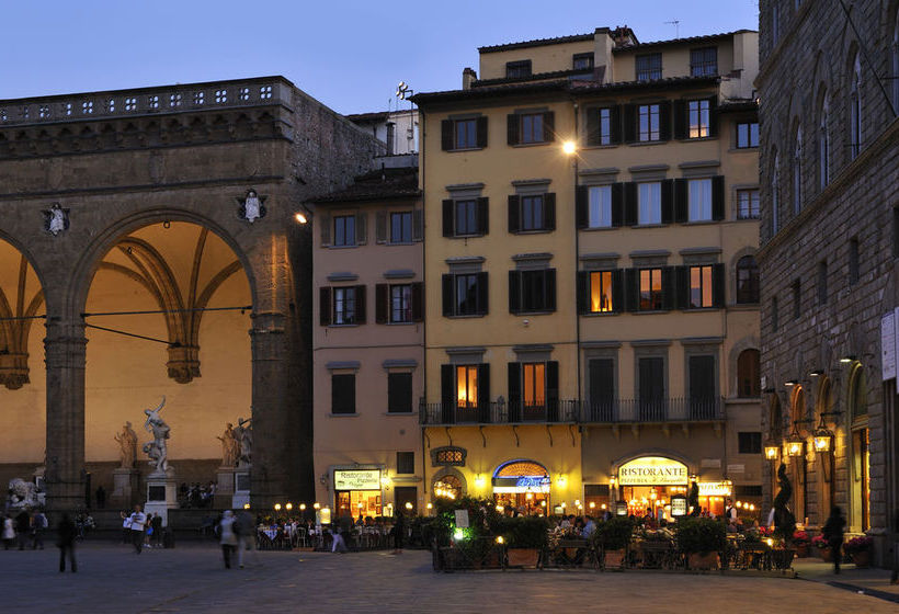 Luxury Apartments Piazza Signoria  | Firenze | Florence | Italia 4