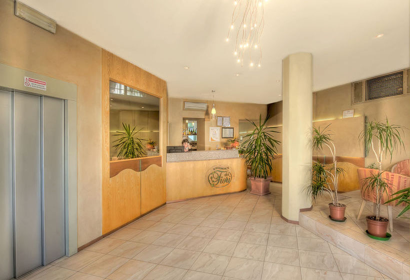 Hotel Residence Dei Fiori  | Baveno | Verbano-Cusio-Ossola | Italia 1