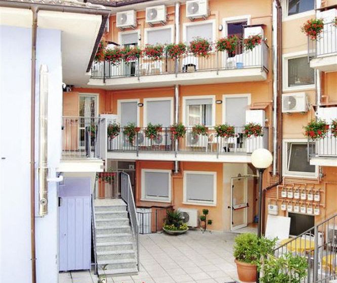 Hotel Residence Dei Fiori  | Baveno | Verbano-Cusio-Ossola | Italia 8