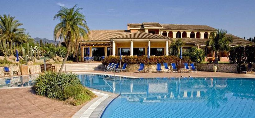 Lantana Resort Hotel & Apartments Pula Cerdeña