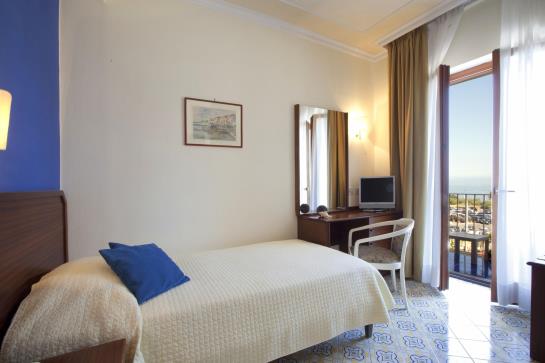 Hotel Tirrenia  | Sorrento | Napoli | Italia 18