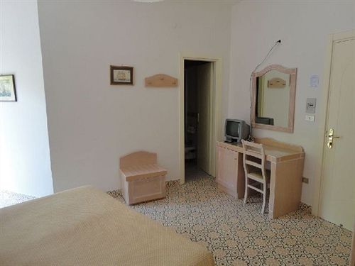 Hotel Candia  | Casamicciola Terme-Isole Ischia | Napoli | Italia 16