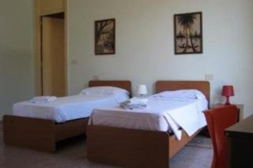 Bed and Breakfast Chic & Cheap