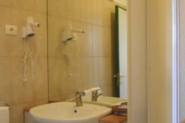 Hotel Traghetto  | Civitavecchia | Roma | Italia 1