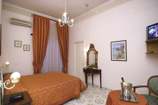 Hotel Amleto Napoles