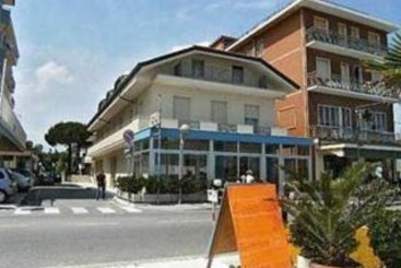 Hotel Albergo Trevi  | Igea Marina | Rimini | Italien 4