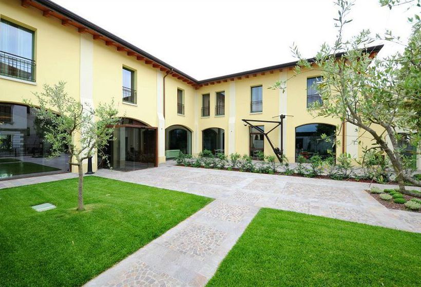 The Ziba Hotel & Spa Peschiera del Garda Verona