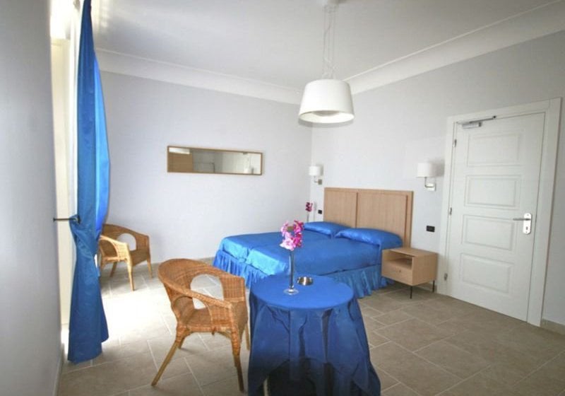 Hotel Bayard Rooms  | Napoli | Napoli | Italia 15