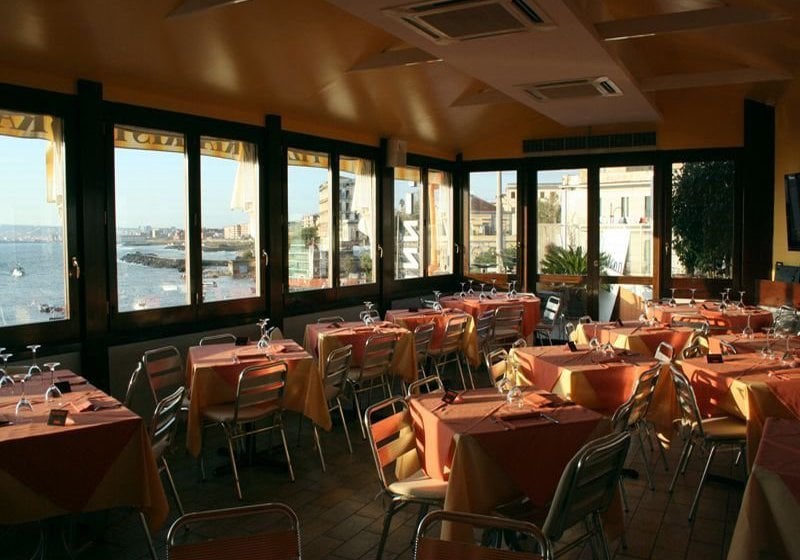 Hotel Bayard Rooms  | Napoli | Napoli | Italia 7