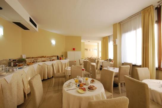 Hotel Bristol  | Pesaro | Pesaro e Urbino | Italia 17