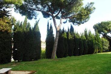 Hotel Centro Pellegrini Santa Teresa Couderc  | Roma | Roma | Italia 5